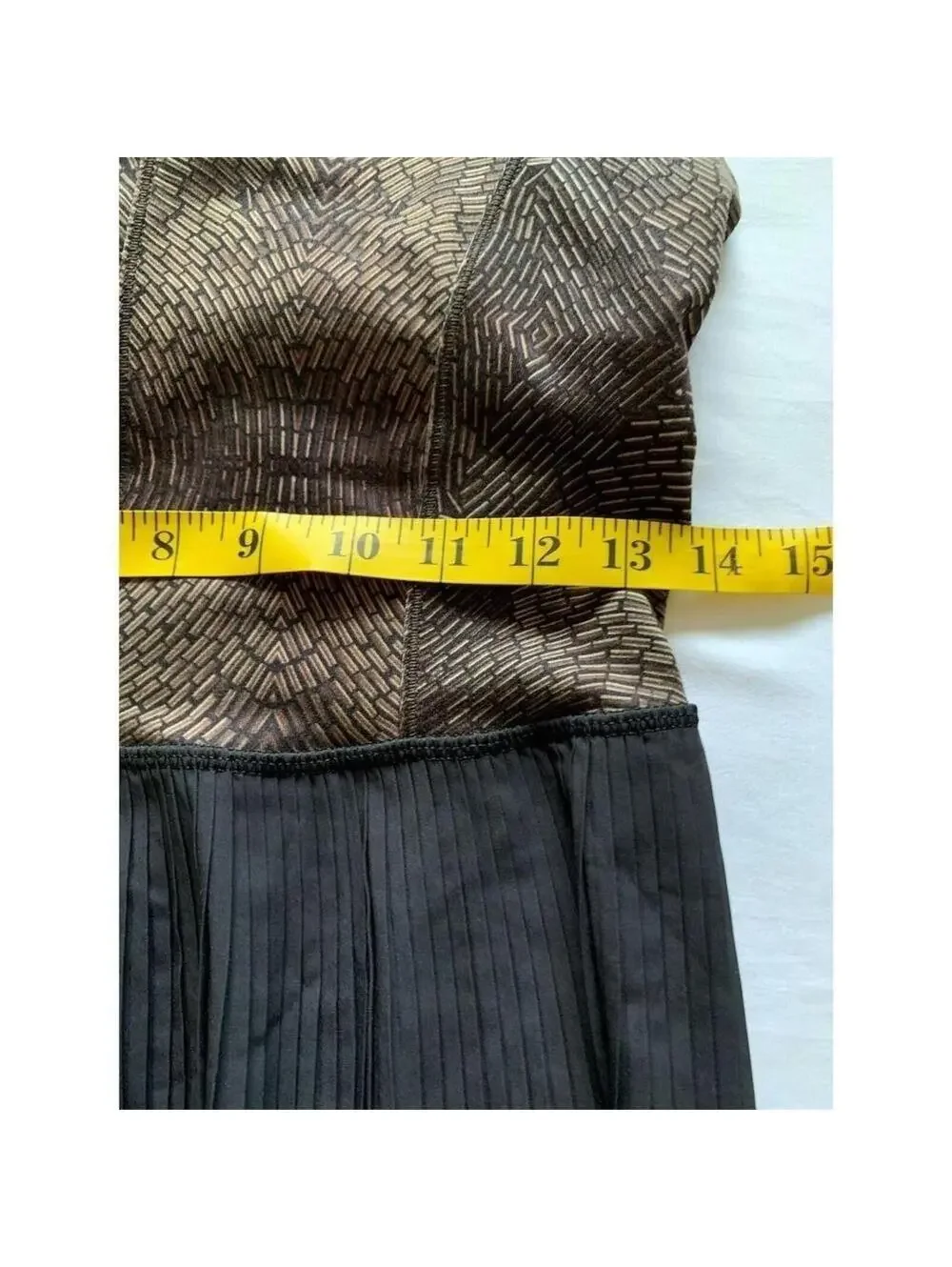 Geometric Mosaic Print Open Back Pleated Mini Dress Brown Black Sleeveless - Picture 5 of 12